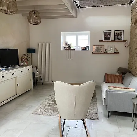 Dom wakacyjny House For 24 Of Le Mans Fillé