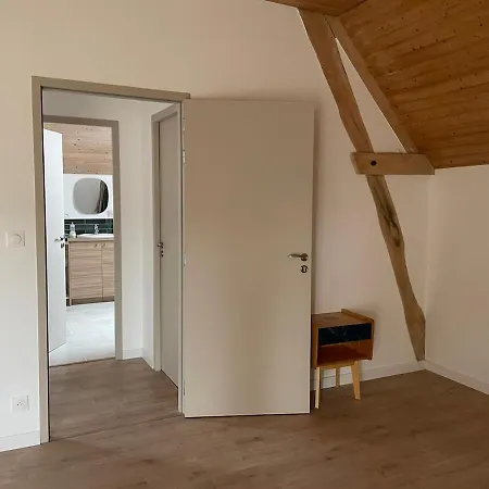 Dom wakacyjny House For 24 Of Le Mans *